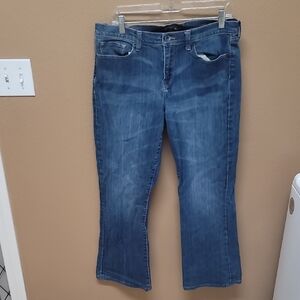 Lucky Brand Blue Flare Jeans 👖